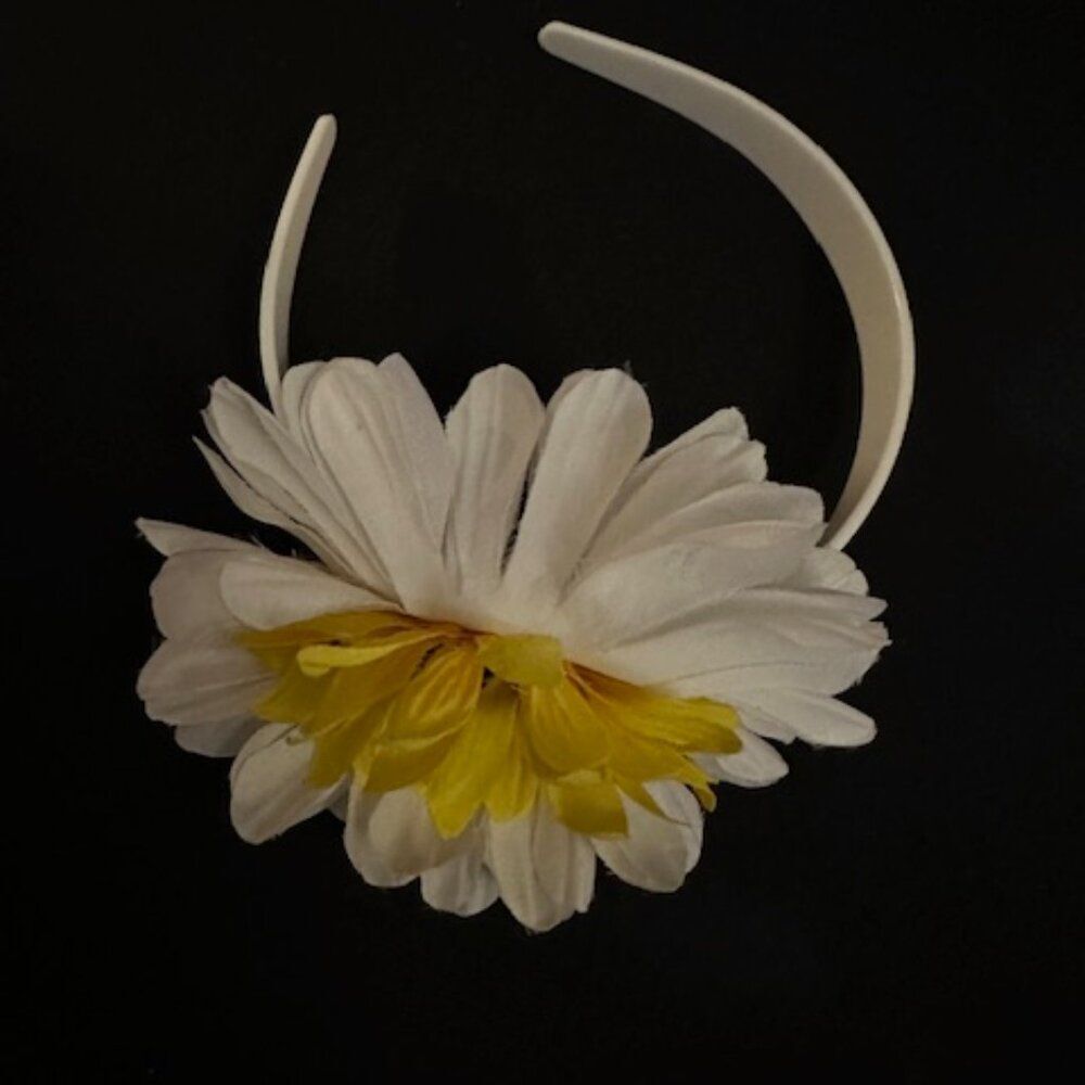 White Daisy Hard Headband  7301 Handmade NWT Boutique
